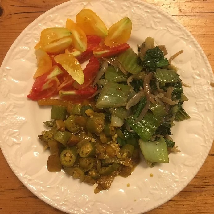 Ocra Curry with Toasted Pak Choy